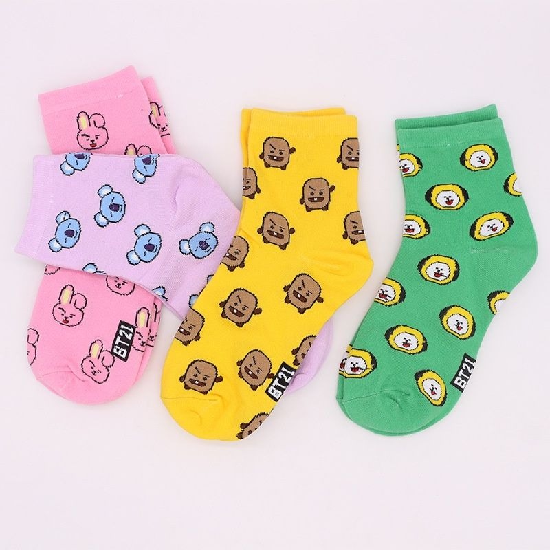 かわいい BT21 漫画靴下かわいいミッドチューブソックスア - Cosplay Korean Anime のレビューと価格